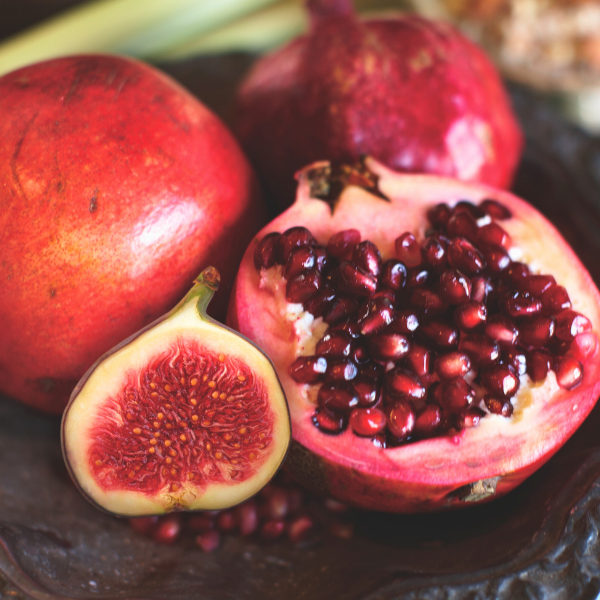 Cuccio Naturalé Exfoliant Scrub for Body, Hands & Feet - Pomegranate & Fig