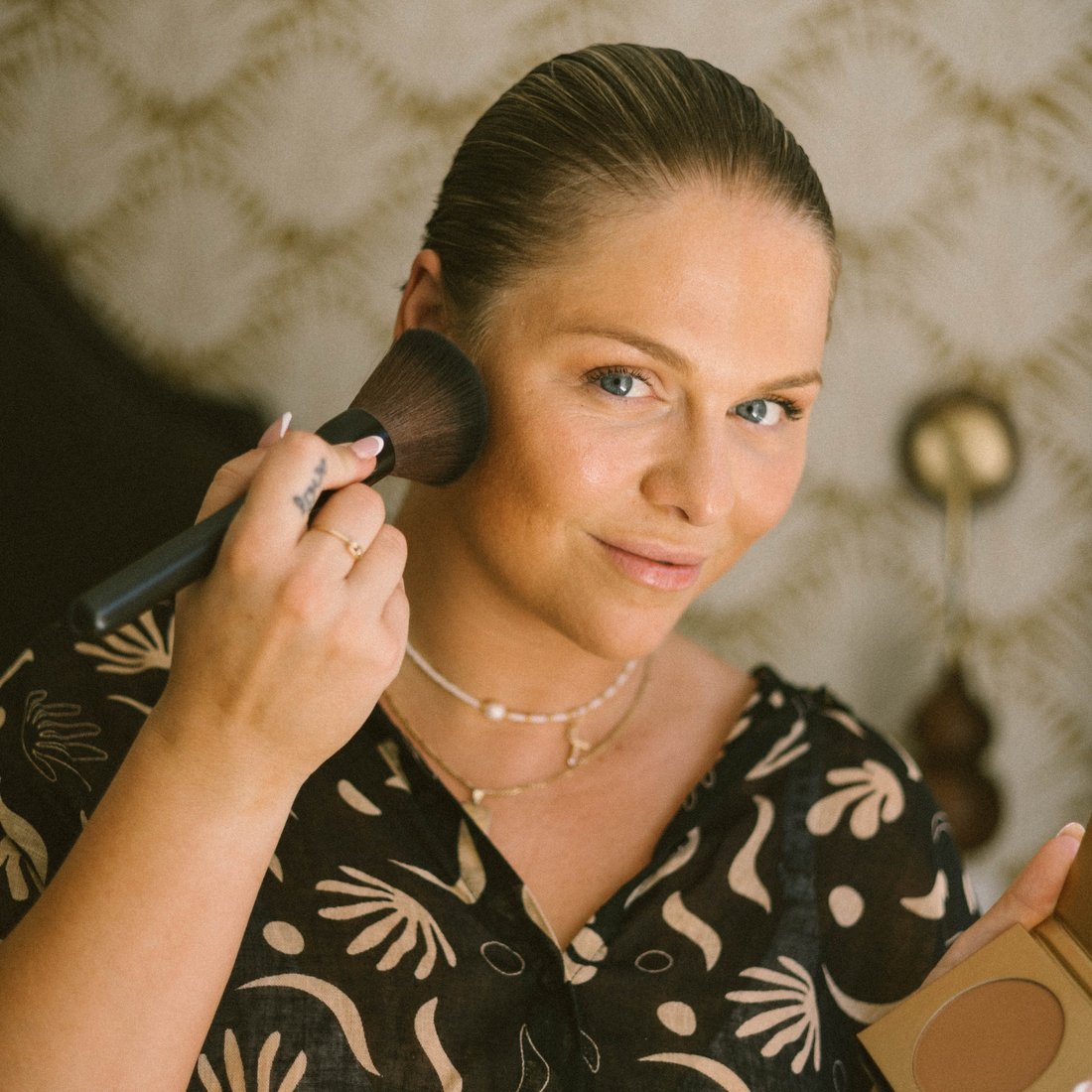 Eco by Sonya Driver Bronzer