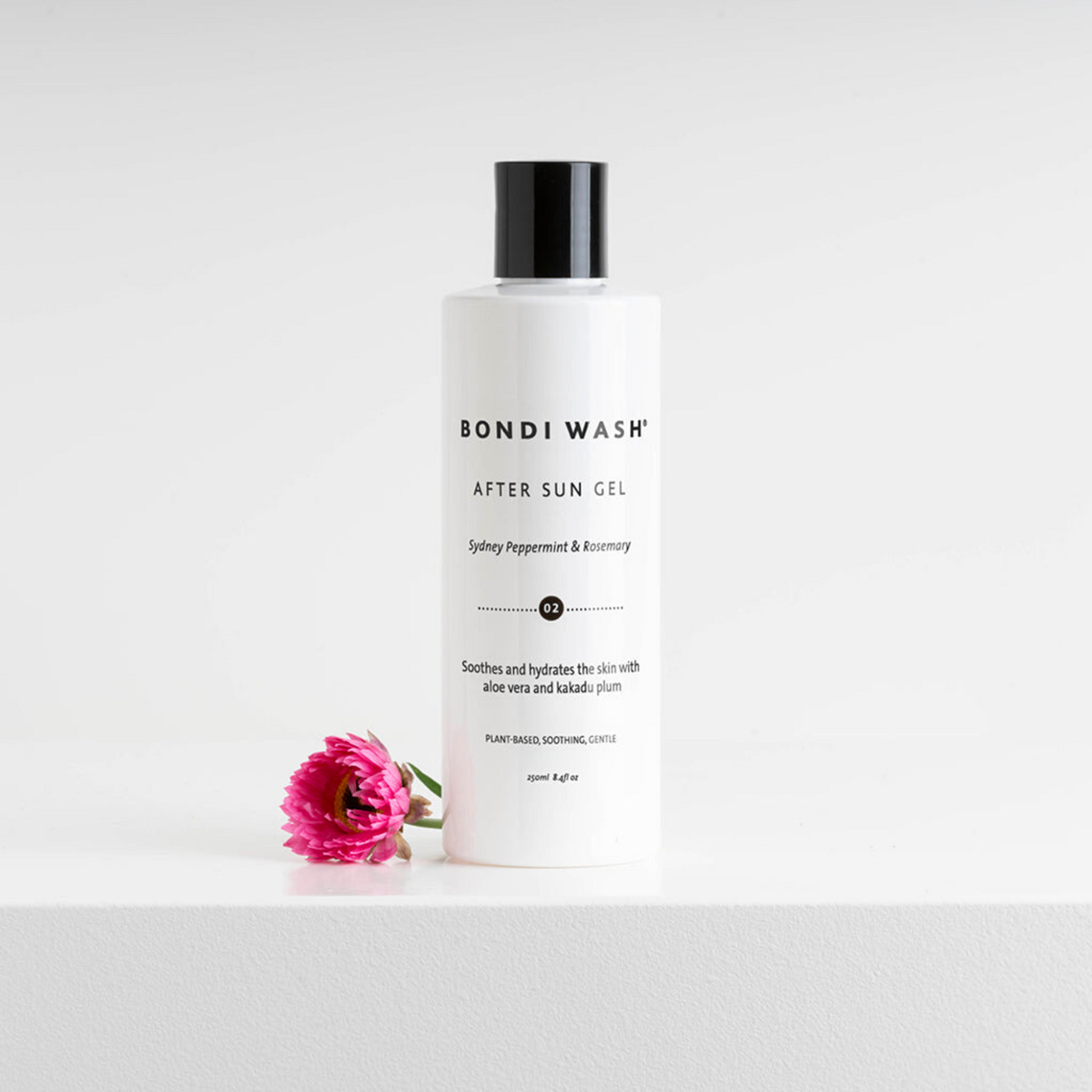 Bondi Wash After Sun body wash with soothing gel texture, designed to hydrate and refresh skin after sun exposure.