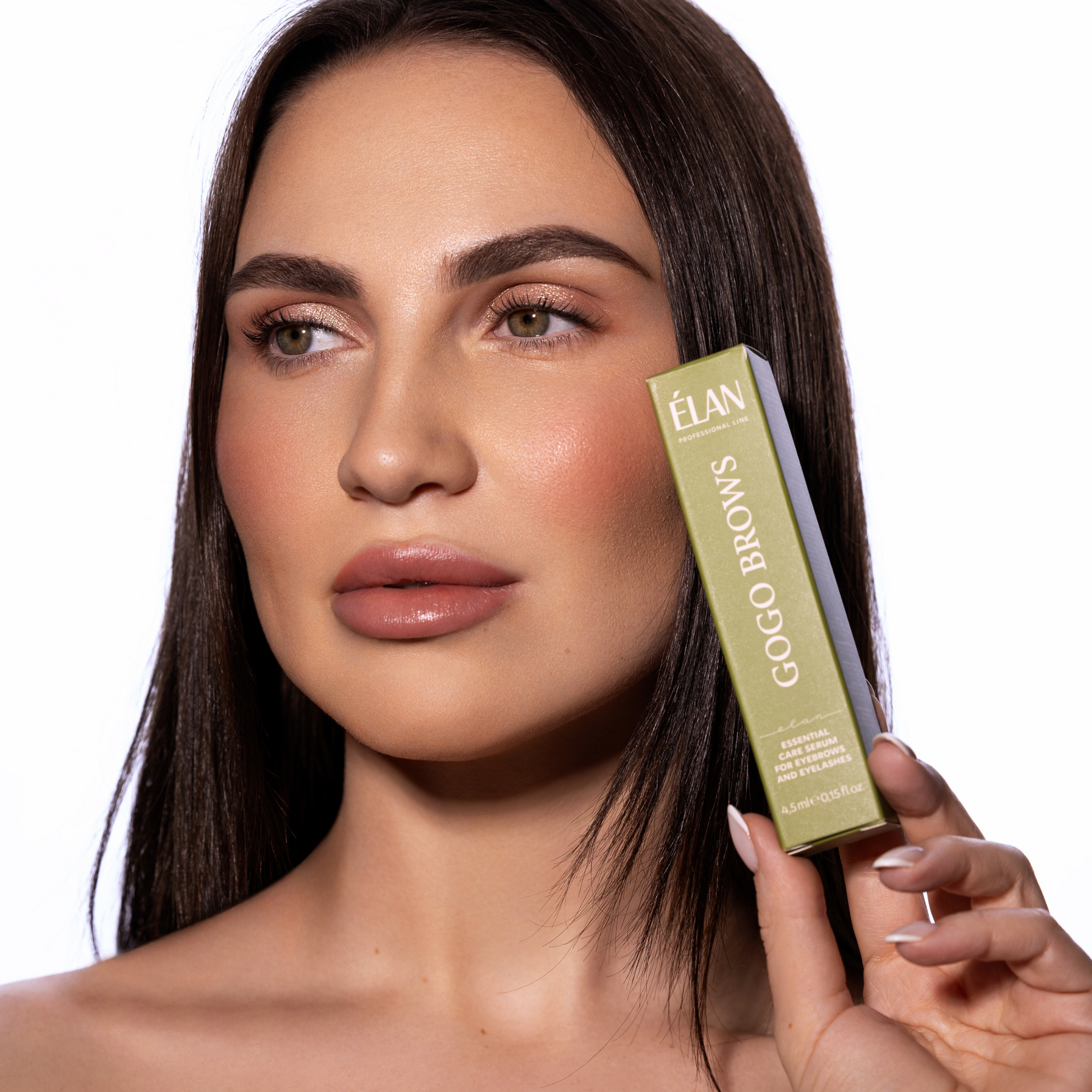 Élan GoGo Brows Essential Care Serum for eyebrows and eyelashes, 4.5ml, featuring a clear applicator brush and sleek packaging.