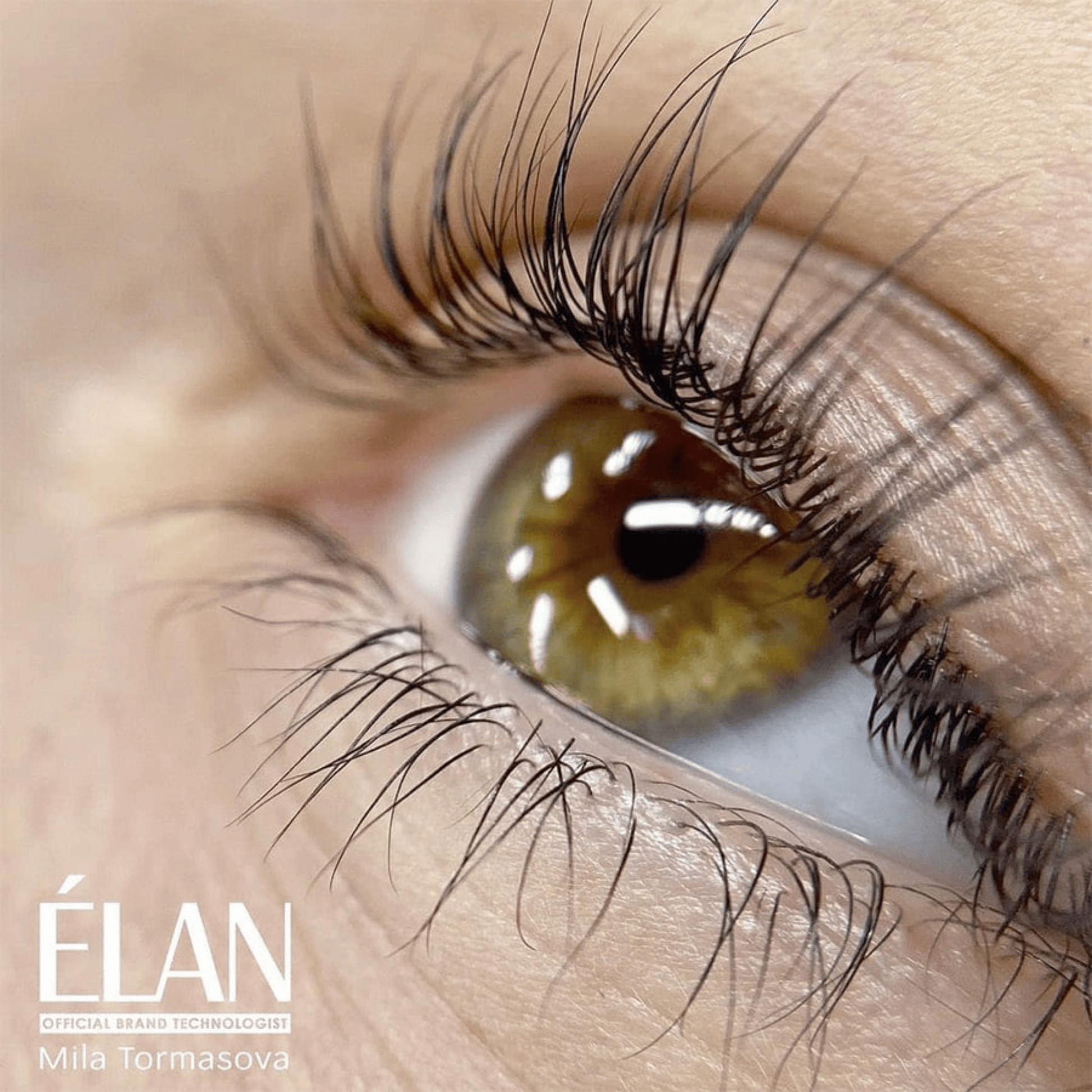 Élan Lash CurlUp 2.0 Step 1 eyelash and brow lamination product from Élan Cosmetics, showing the lash lift kit component.