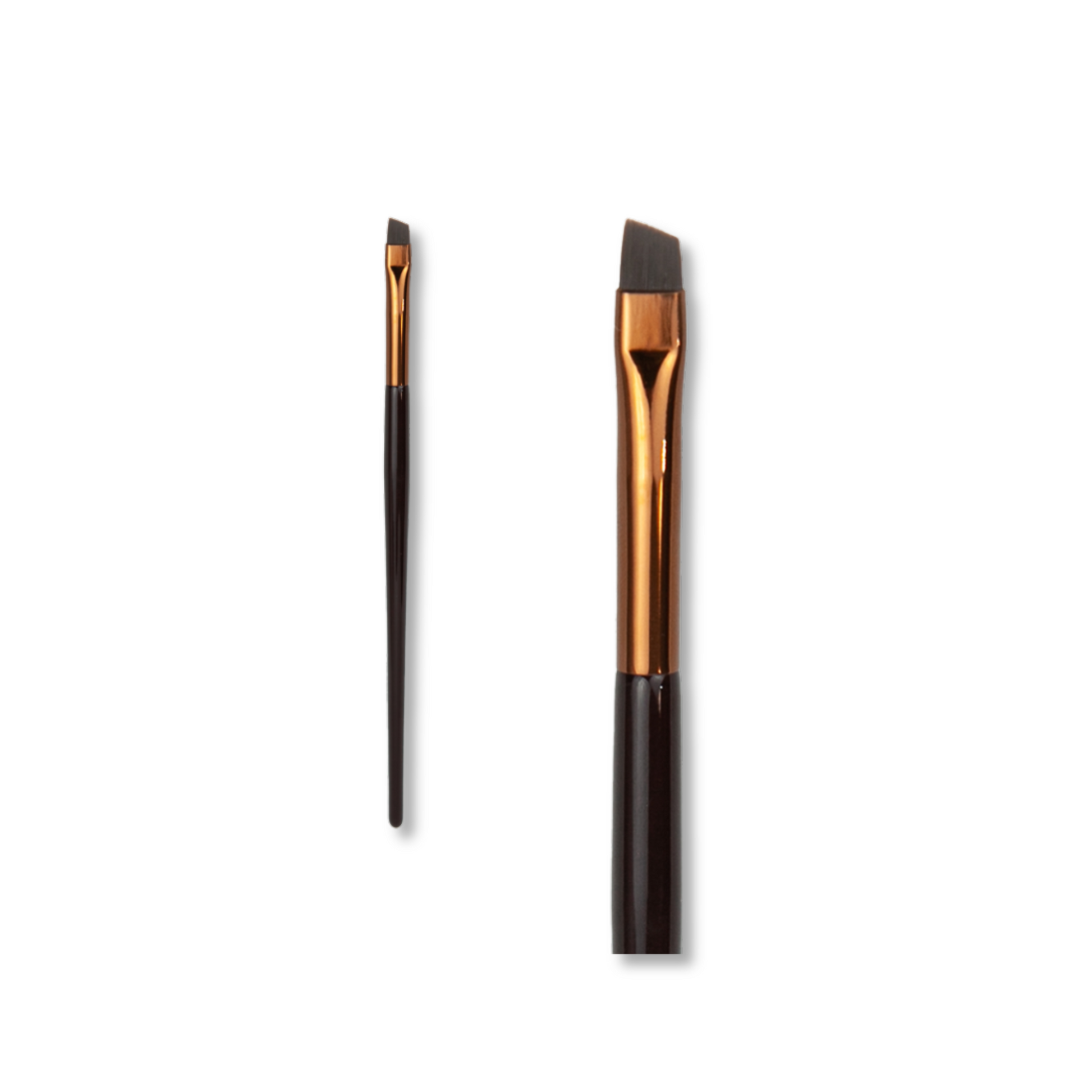 Élan Professional Makeup Brush Face #39 featuring soft bristles, ideal for flawless application of makeup on the face.
