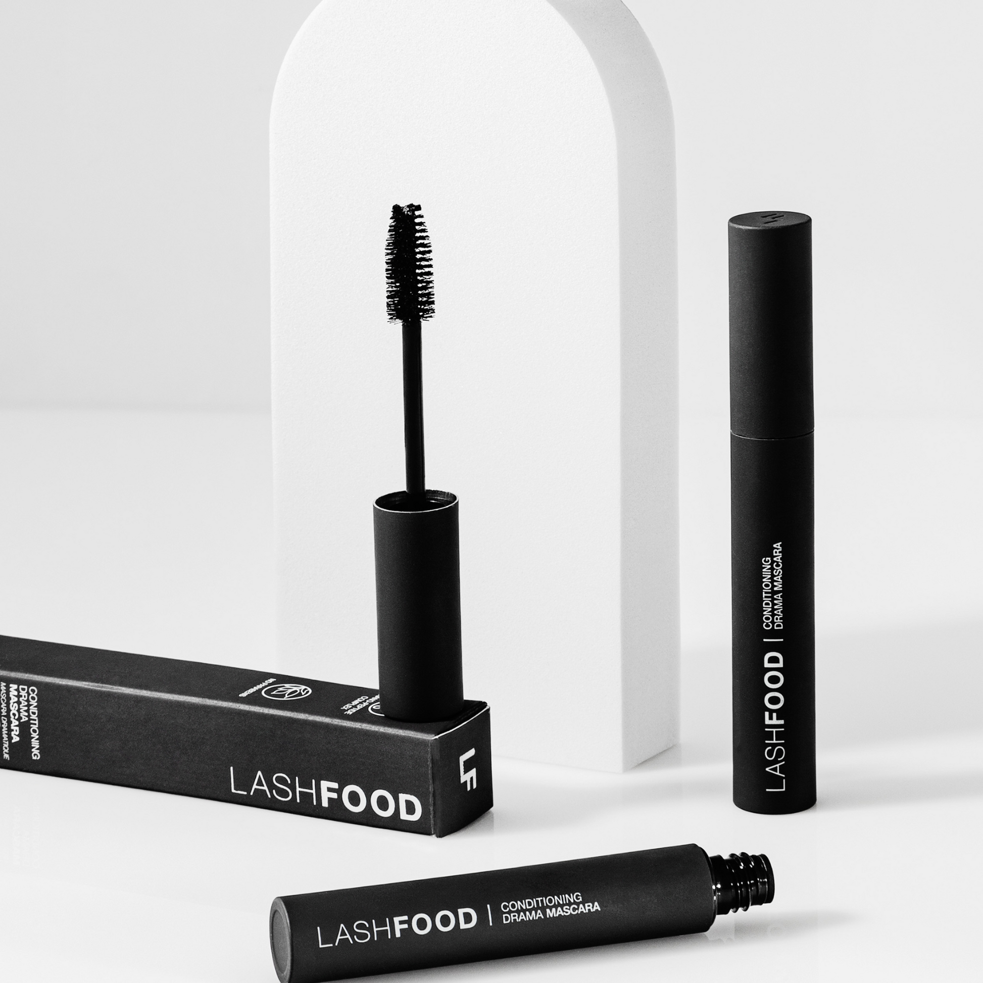 JB Cosmetics Lashfood Conditioning Drama Mascara in 8ml with lush, voluminous black lashes and smooth brush application.